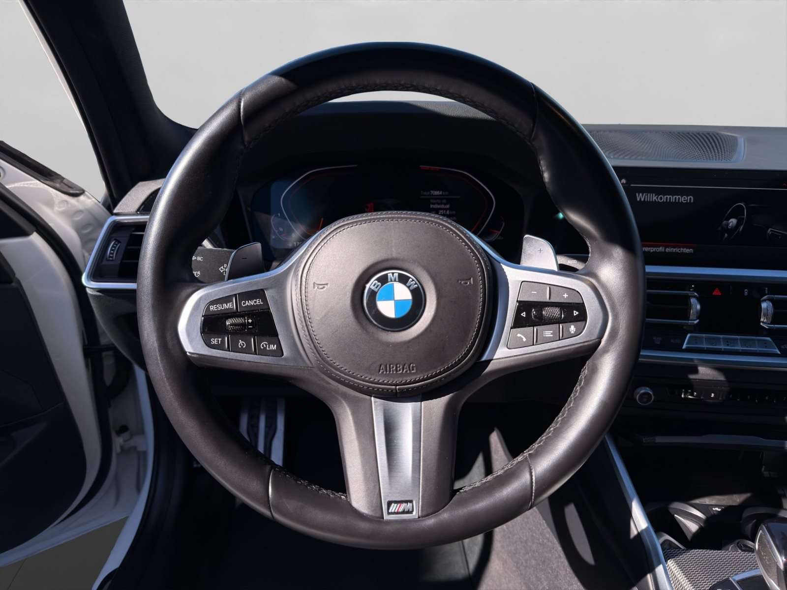 Fahrzeugbild eines BMW 3er-Reihe