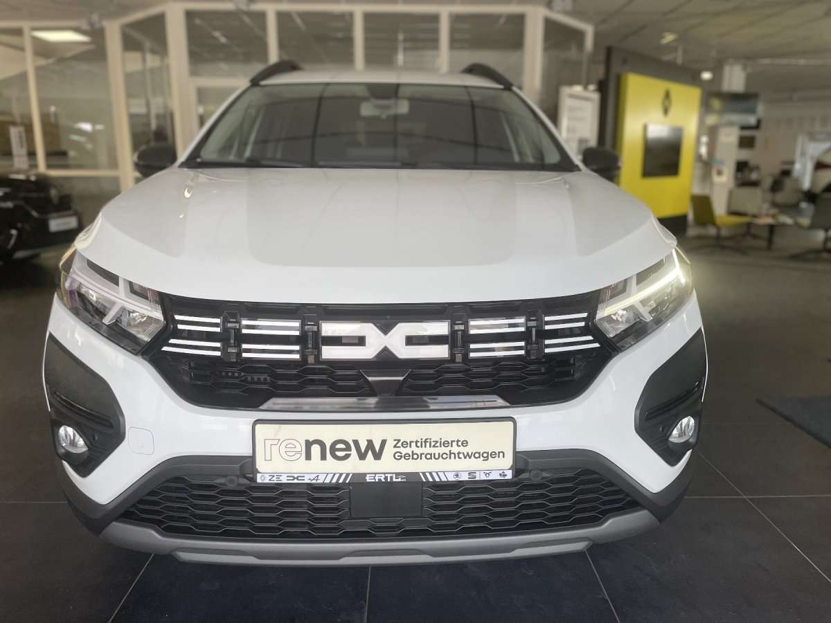 Fahrzeugbild eines Dacia Jogger