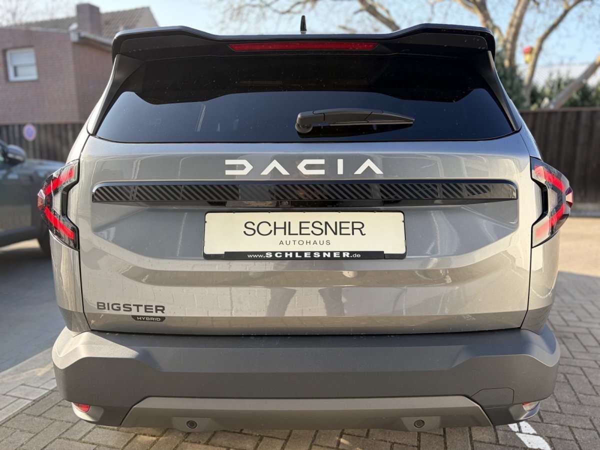 Fahrzeugbild eines Dacia Bigster