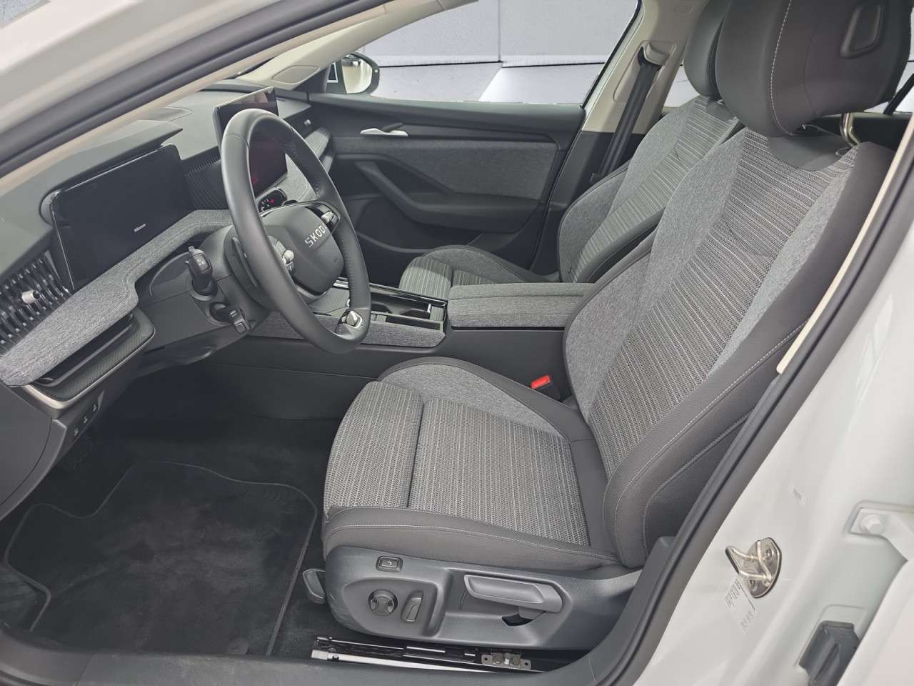 Fahrzeugbild eines Skoda Superb