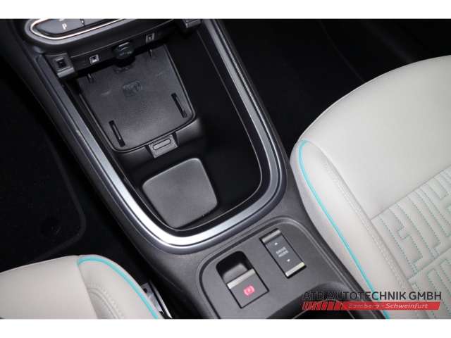 Fahrzeugbild eines Fiat 600 Elektro