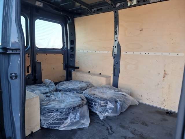 Fahrzeugbild eines Renault Master