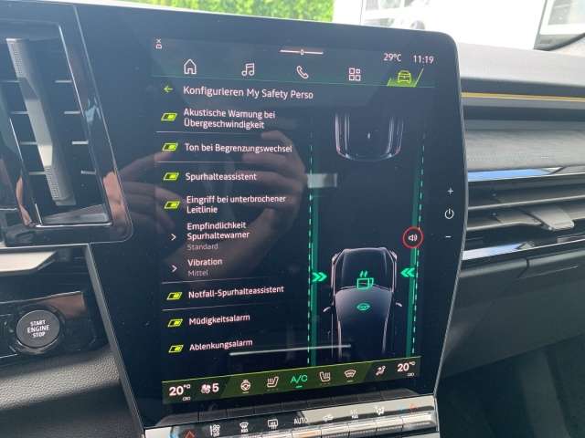 Fahrzeugbild eines Renault Espace