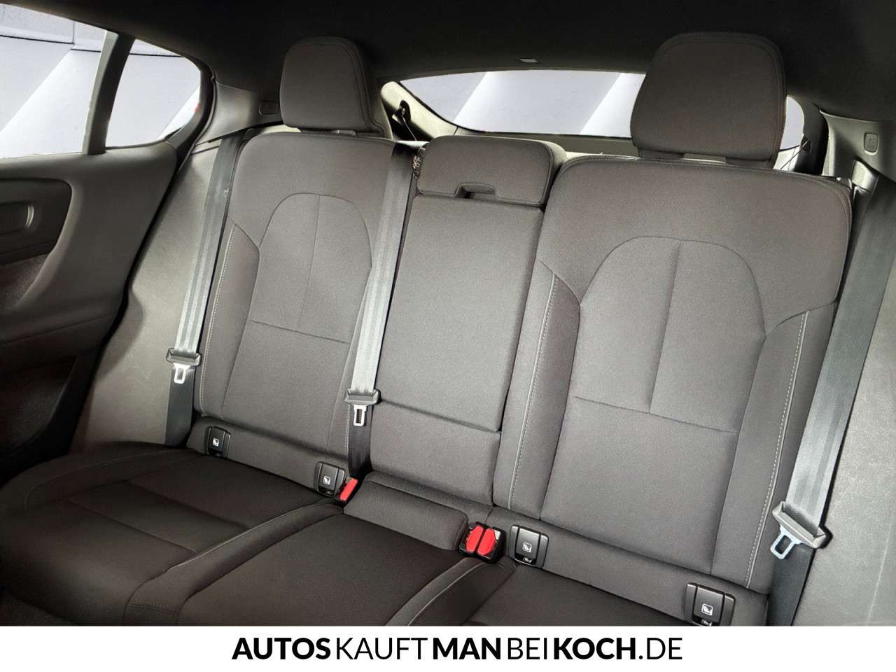 Fahrzeugbild eines Volvo C40