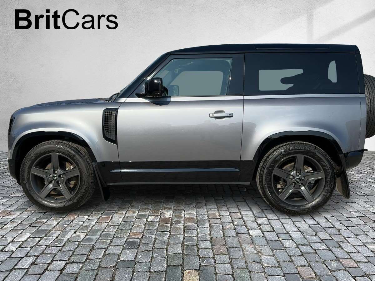 Fahrzeugbild eines Land Rover Defender