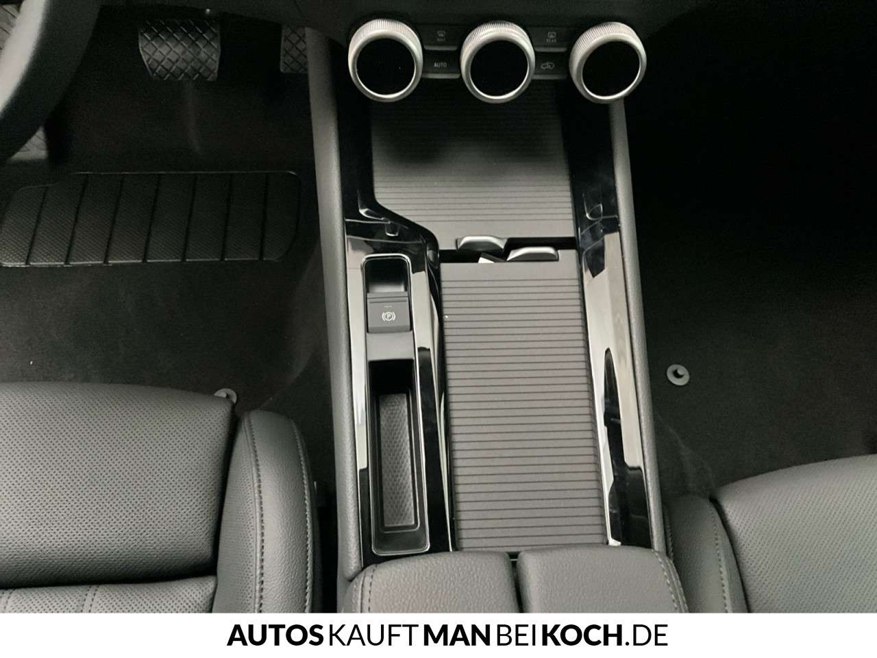 Fahrzeugbild eines Skoda Superb