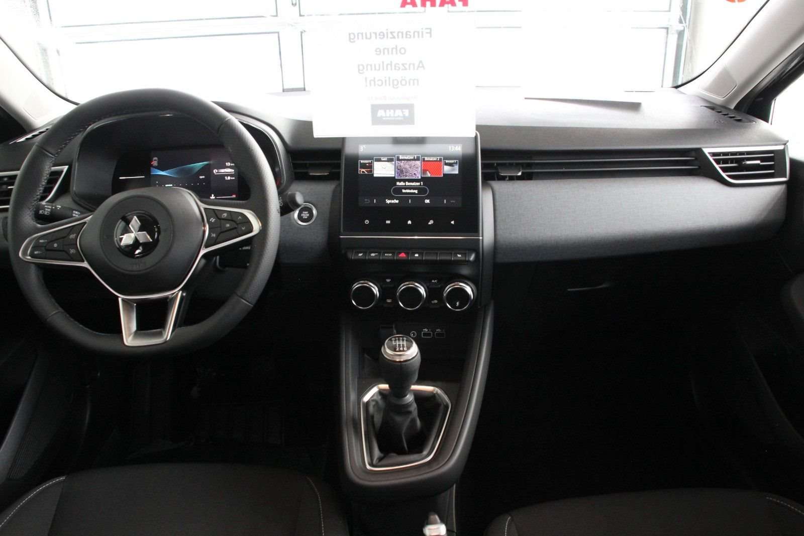 Fahrzeugbild eines Mitsubishi Colt