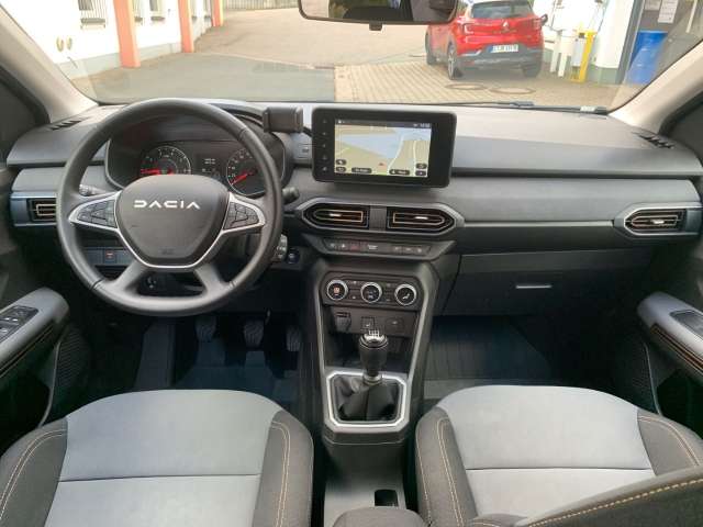 Fahrzeugbild eines Dacia Jogger