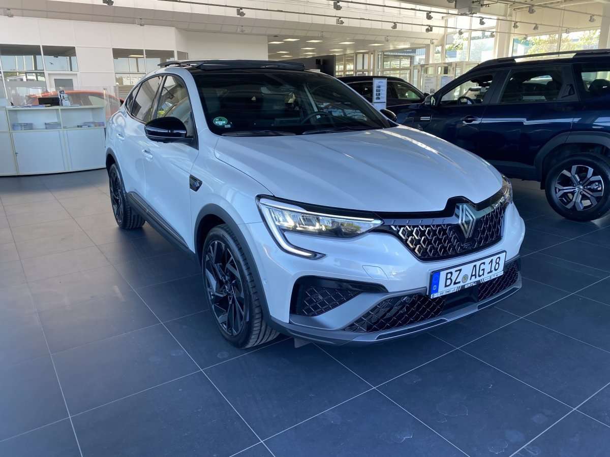 Fahrzeugbild eines Renault Arkana