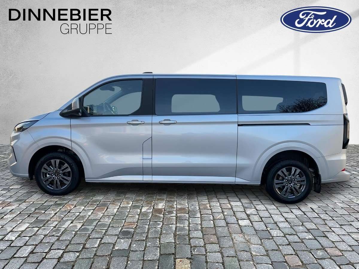 Fahrzeugbild eines Ford Tourneo Custom
