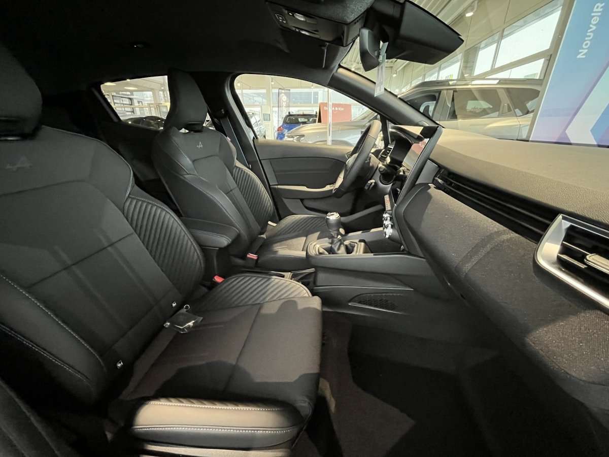 Fahrzeugbild eines Renault Clio