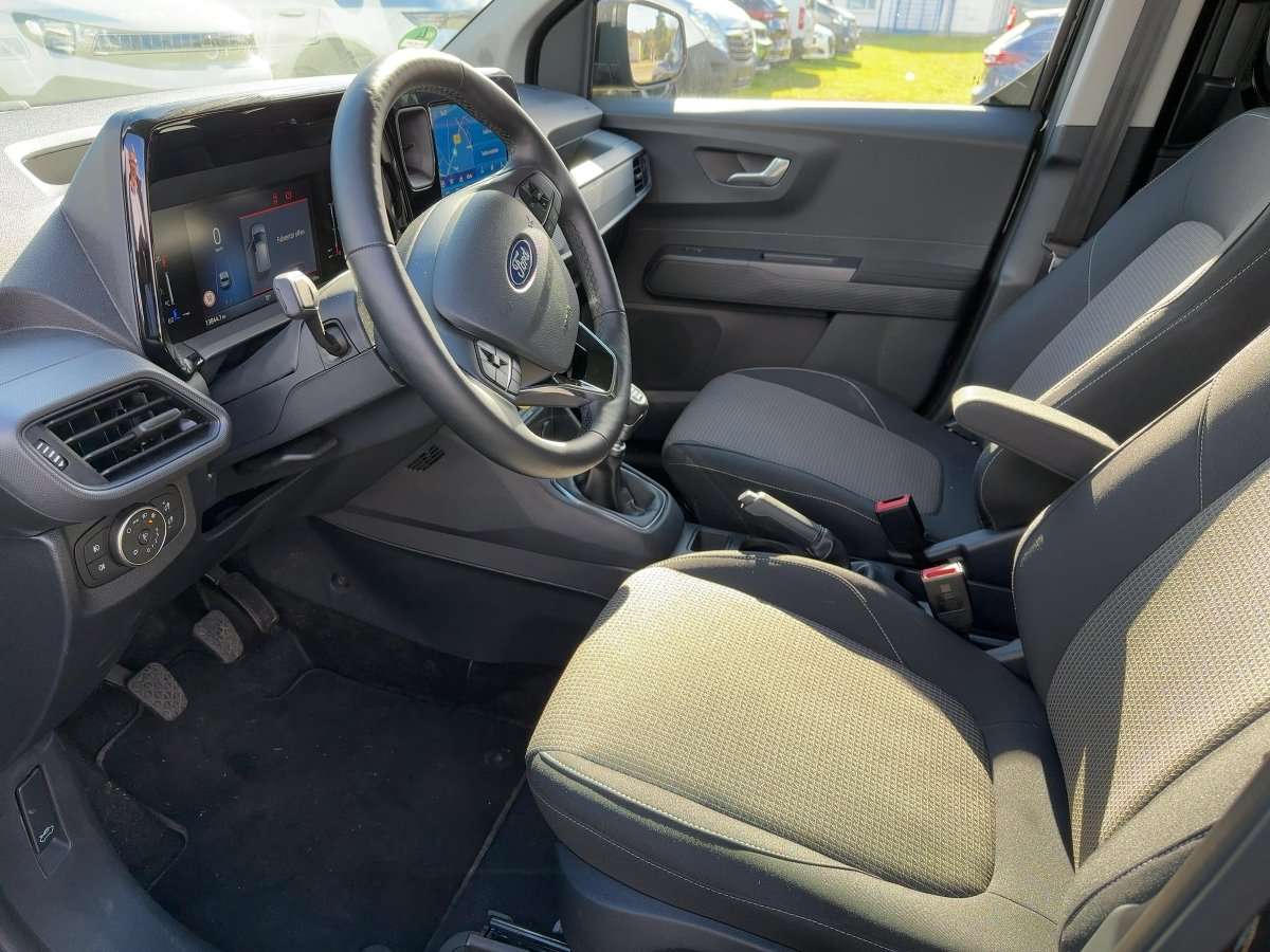 Fahrzeugbild eines Ford Tourneo Courier