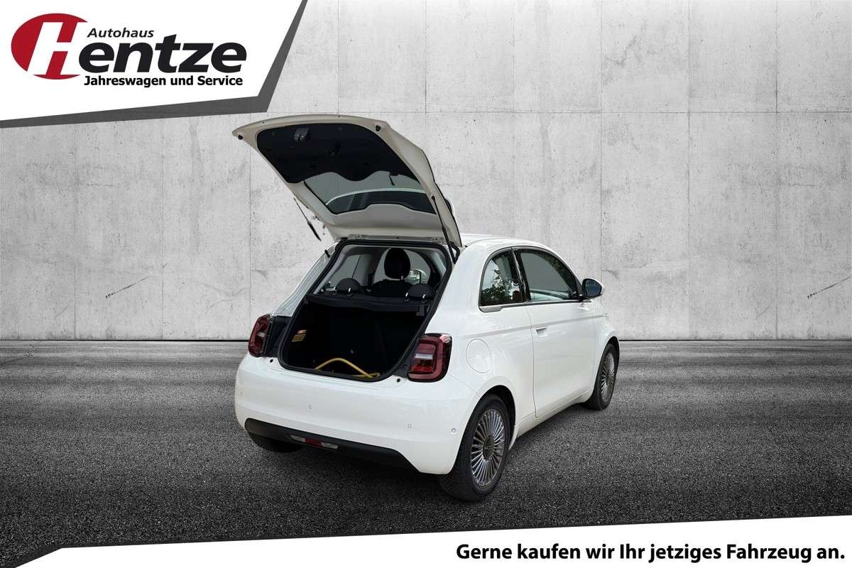 Fahrzeugbild eines Fiat 500
