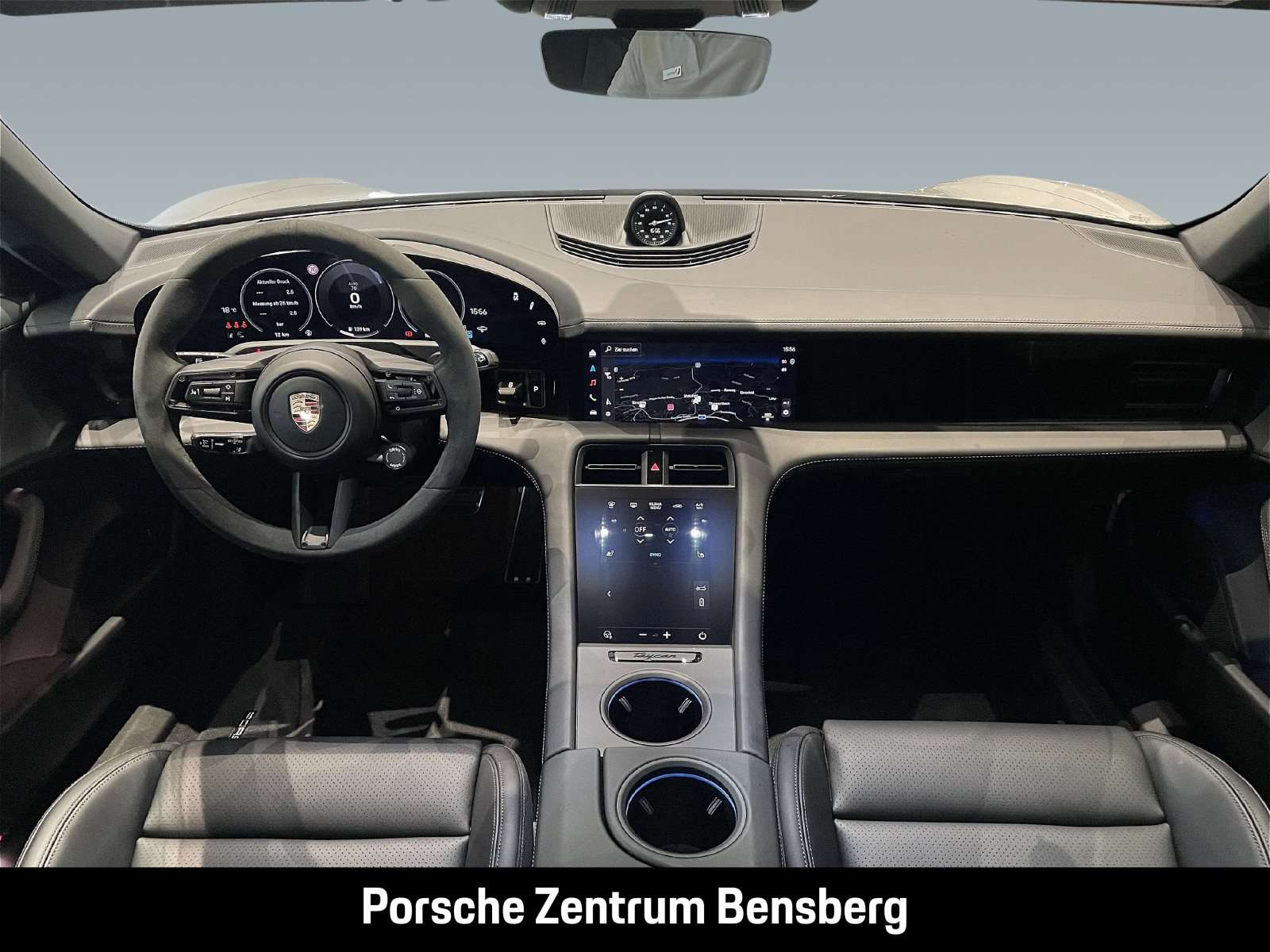 Fahrzeugbild eines Porsche Taycan