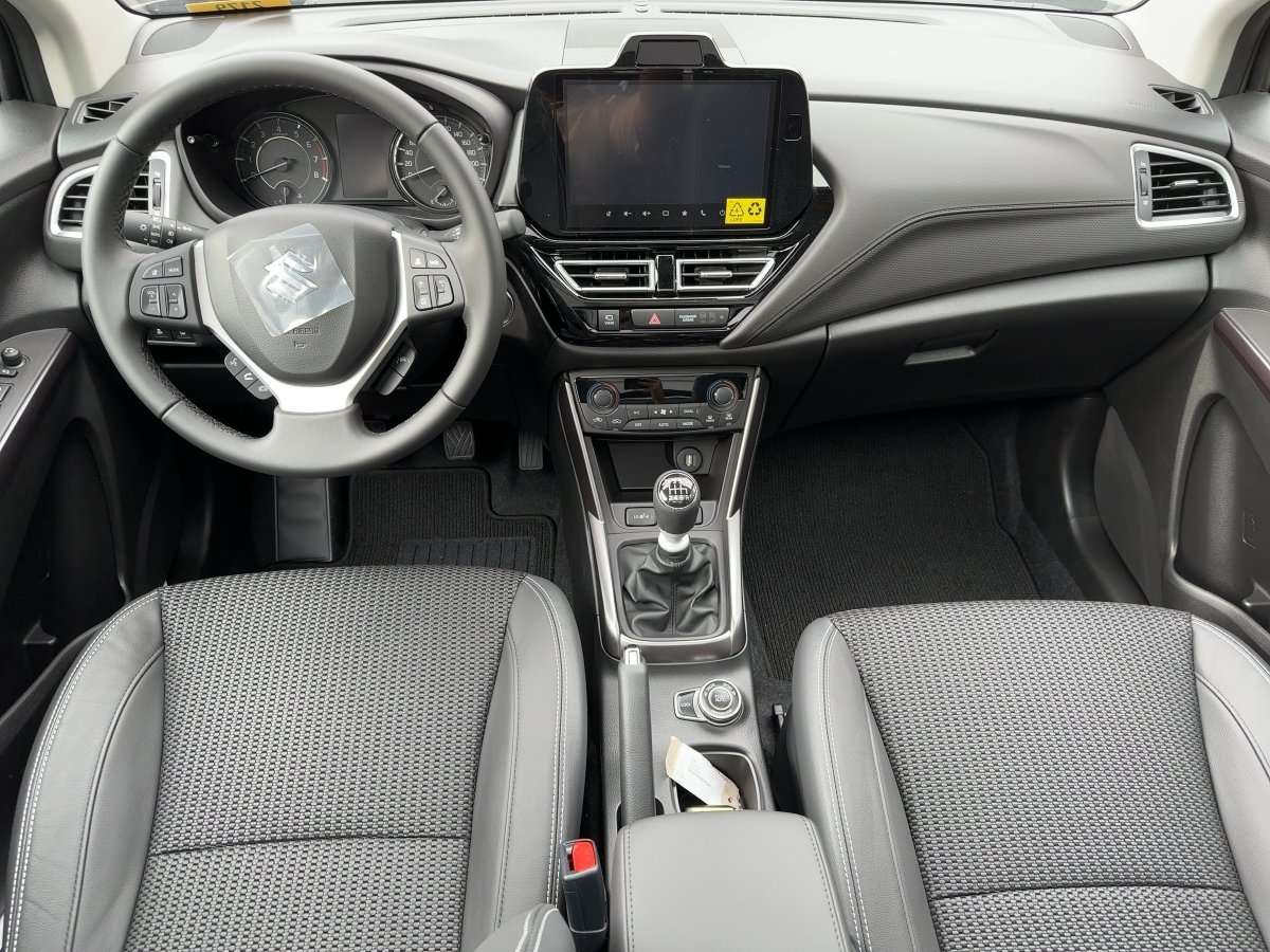 Fahrzeugbild eines Suzuki S-Cross
