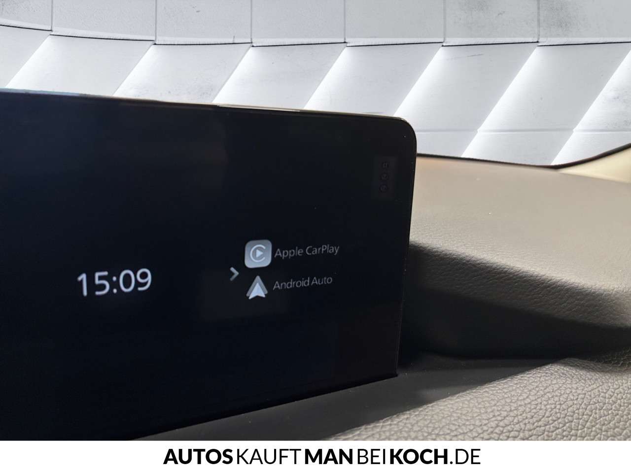 Fahrzeugbild eines Mazda CX-60