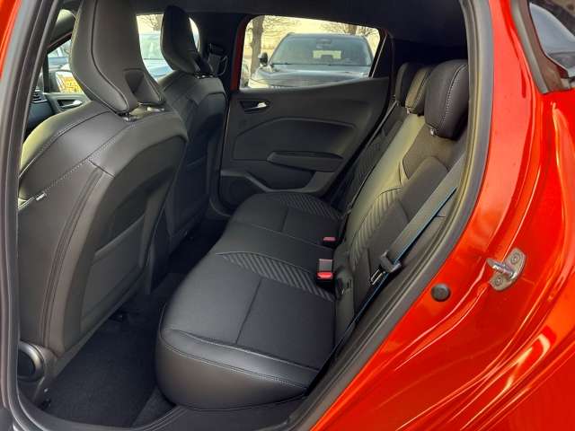 Fahrzeugbild eines Renault Clio