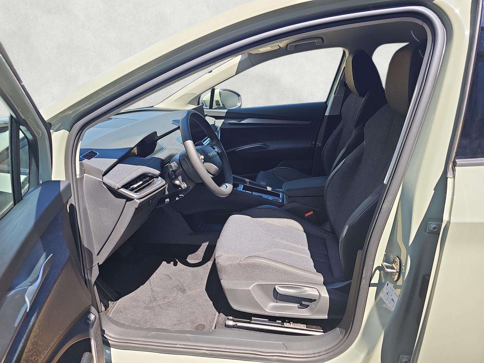 Fahrzeugbild eines Skoda ELROQ