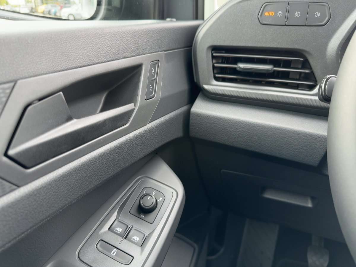 Fahrzeugbild eines Ford Tourneo Connect