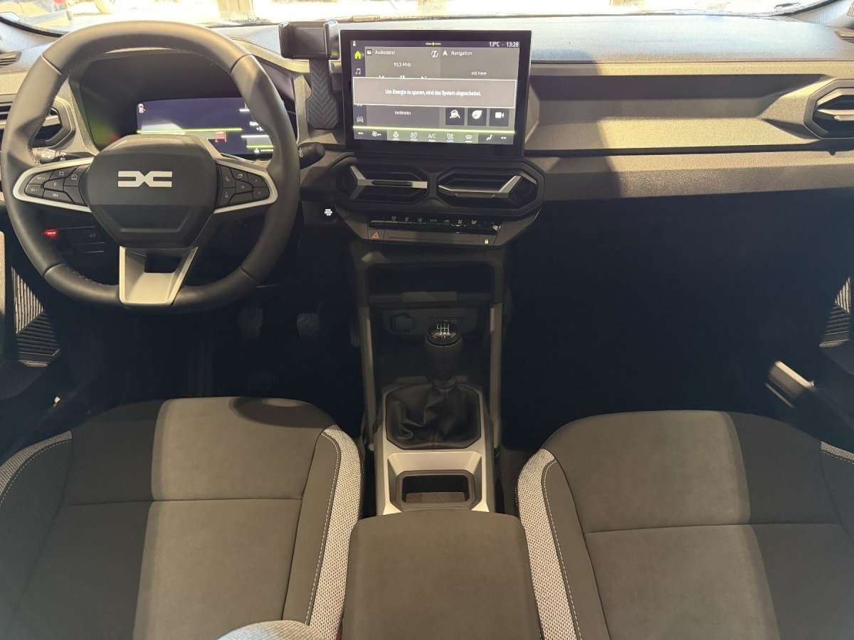 Fahrzeugbild eines Dacia Bigster