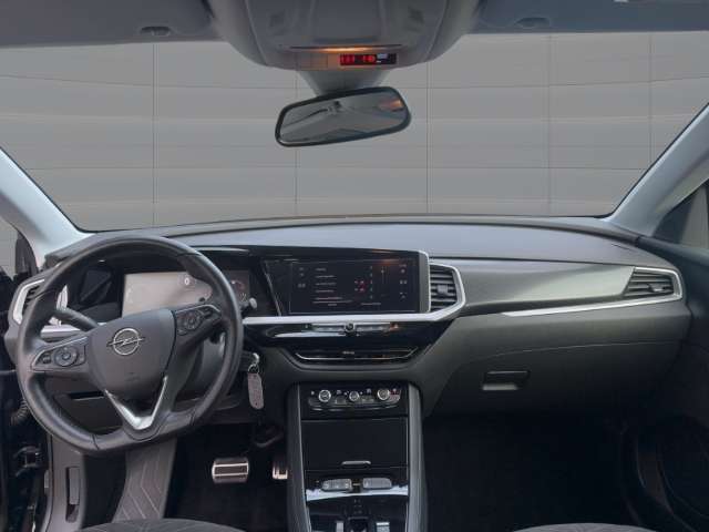Fahrzeugbild eines Opel Grandland X