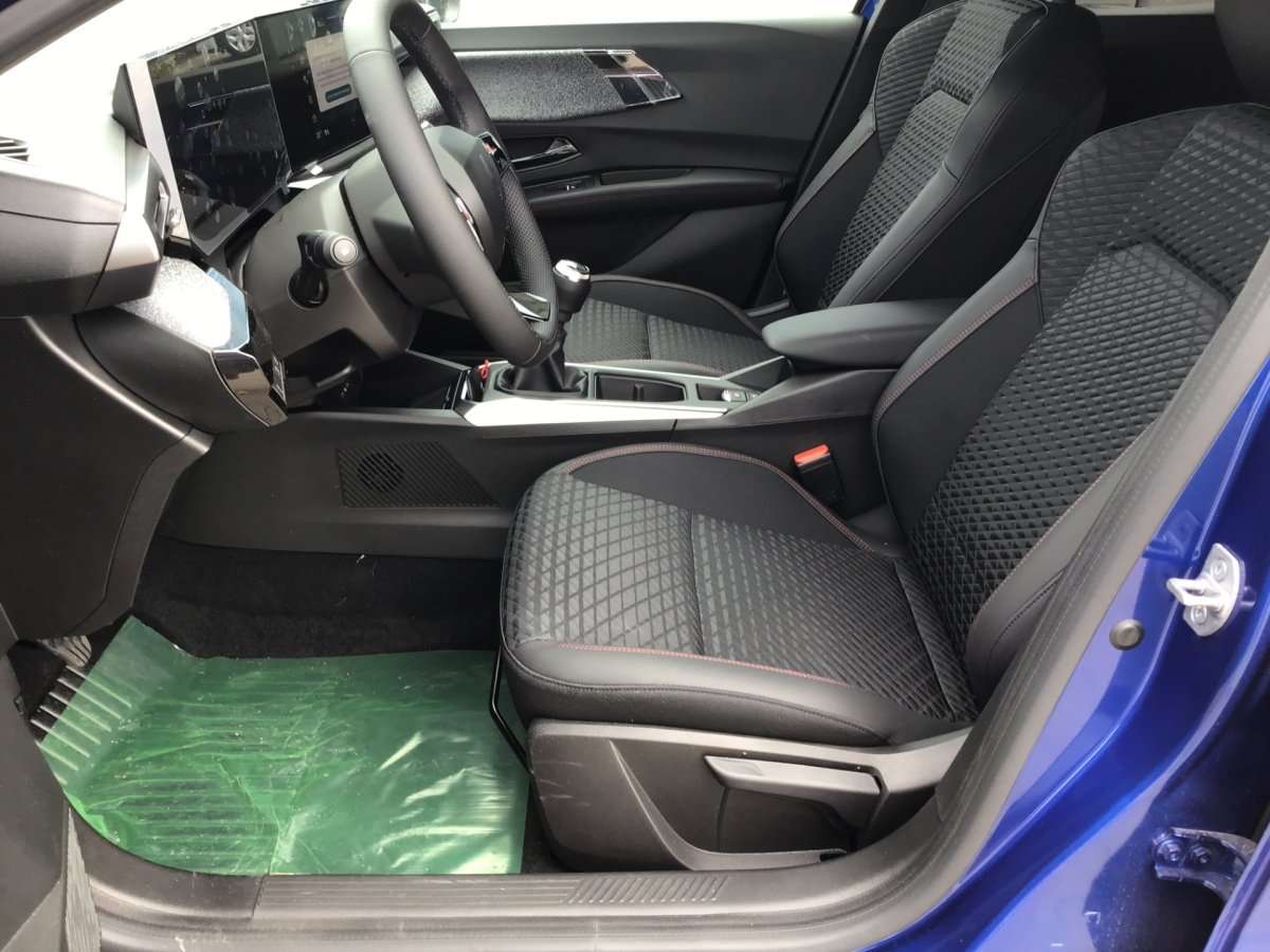 Fahrzeugbild eines Renault Clio