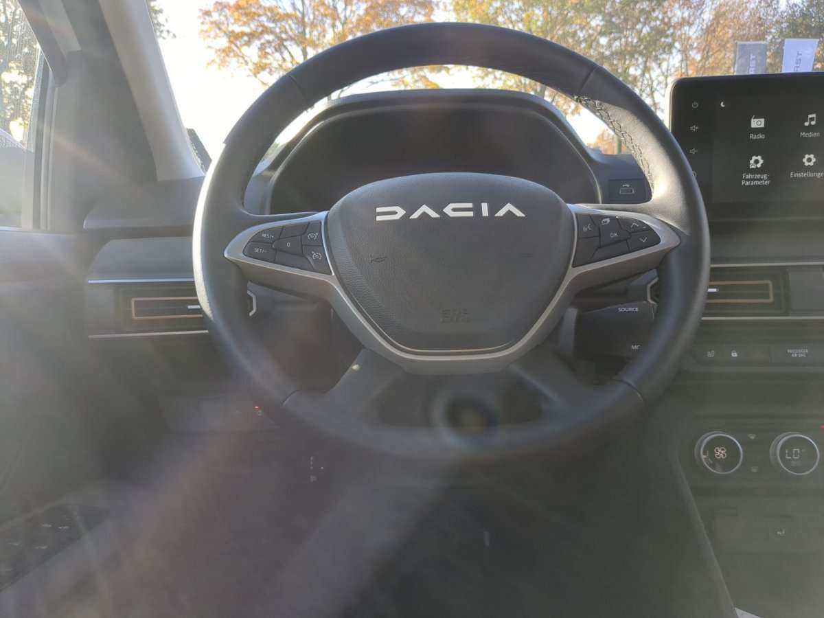 Fahrzeugbild eines Dacia Jogger