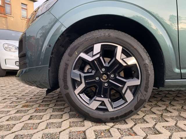 Fahrzeugbild eines Dacia Sandero