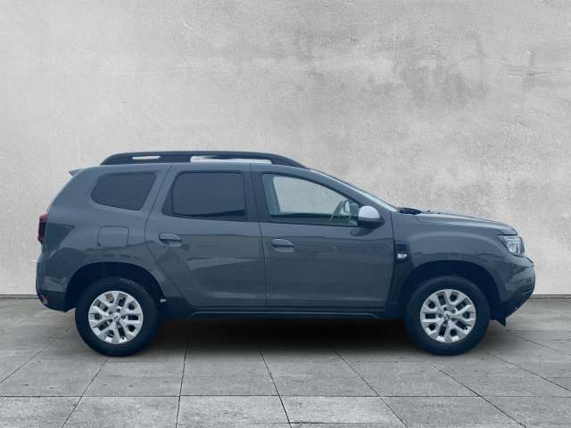 Fahrzeugbild eines Dacia Duster