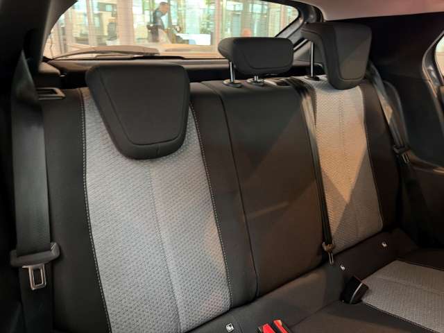 Fahrzeugbild eines Opel Corsa