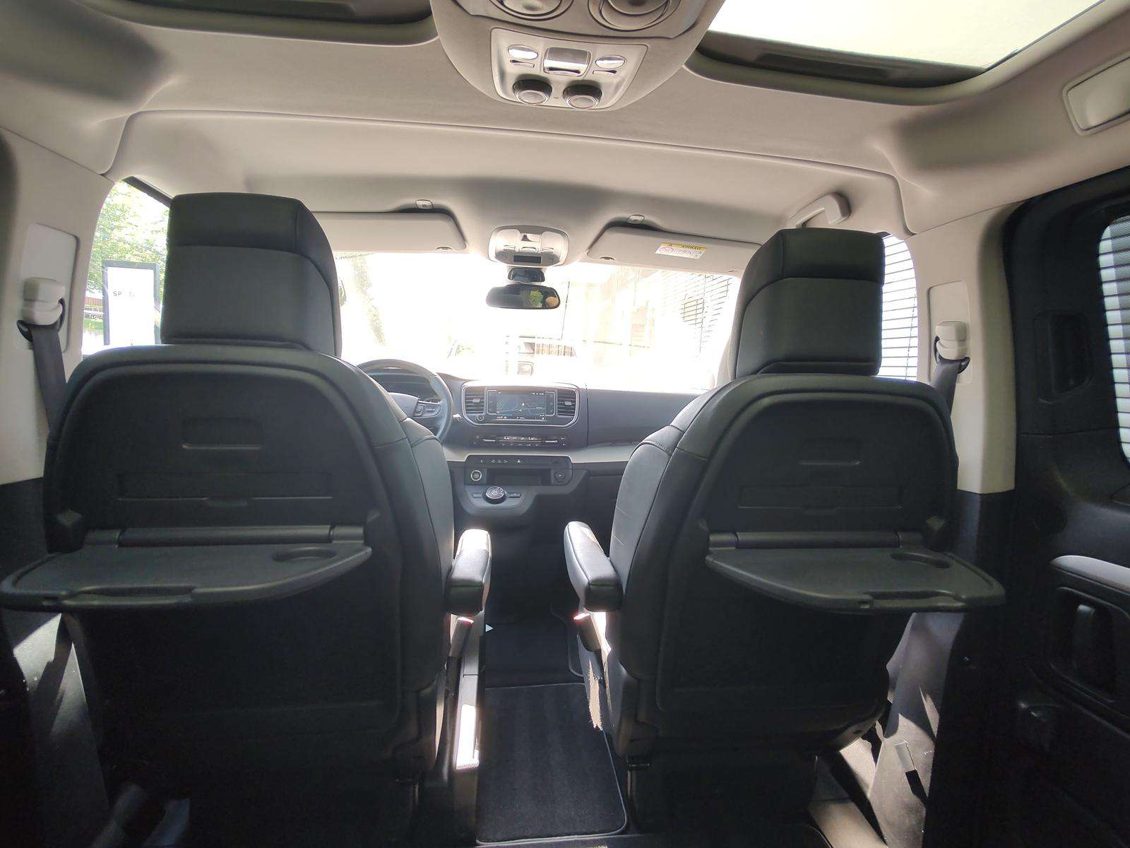 Fahrzeugbild eines Opel Zafira Life