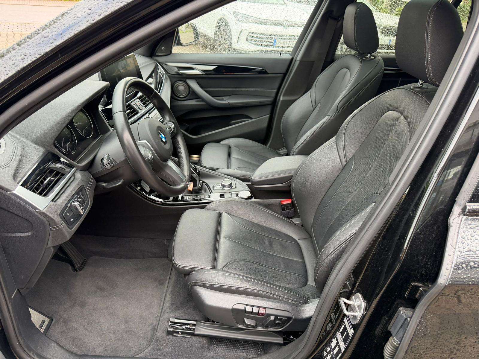 Fahrzeugbild eines BMW X1
