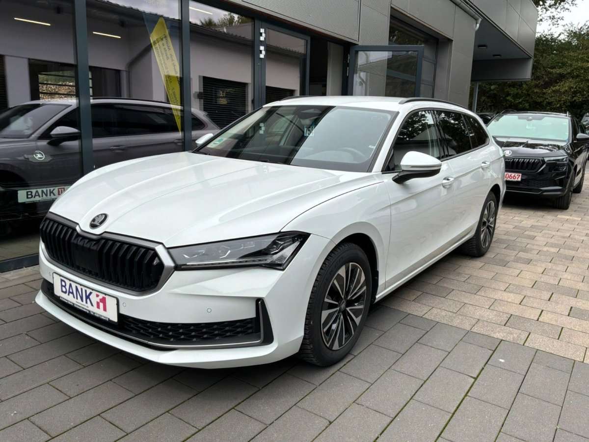 Fahrzeugbild eines Skoda Superb