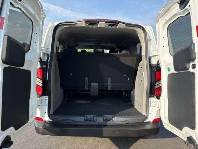 Fahrzeugbild eines Ford Transit Custom