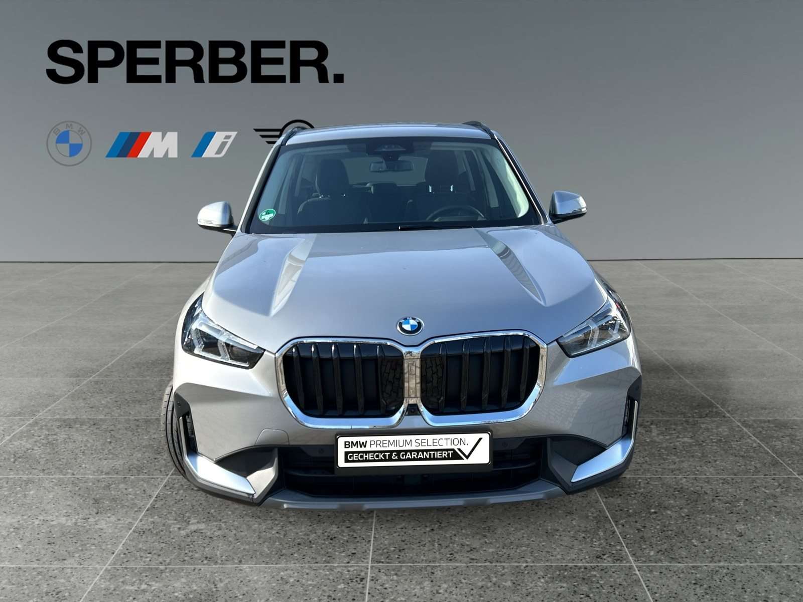 Fahrzeugbild eines BMW X1