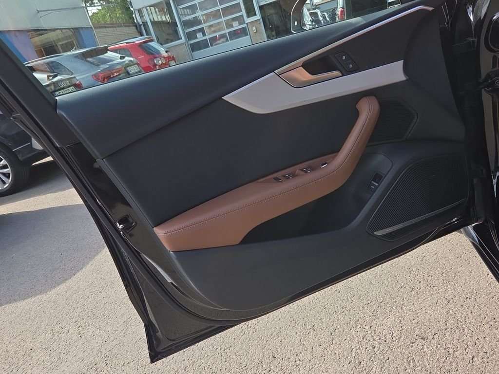 Fahrzeugbild eines Audi A4