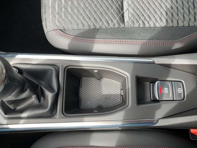 Fahrzeugbild eines Renault Clio