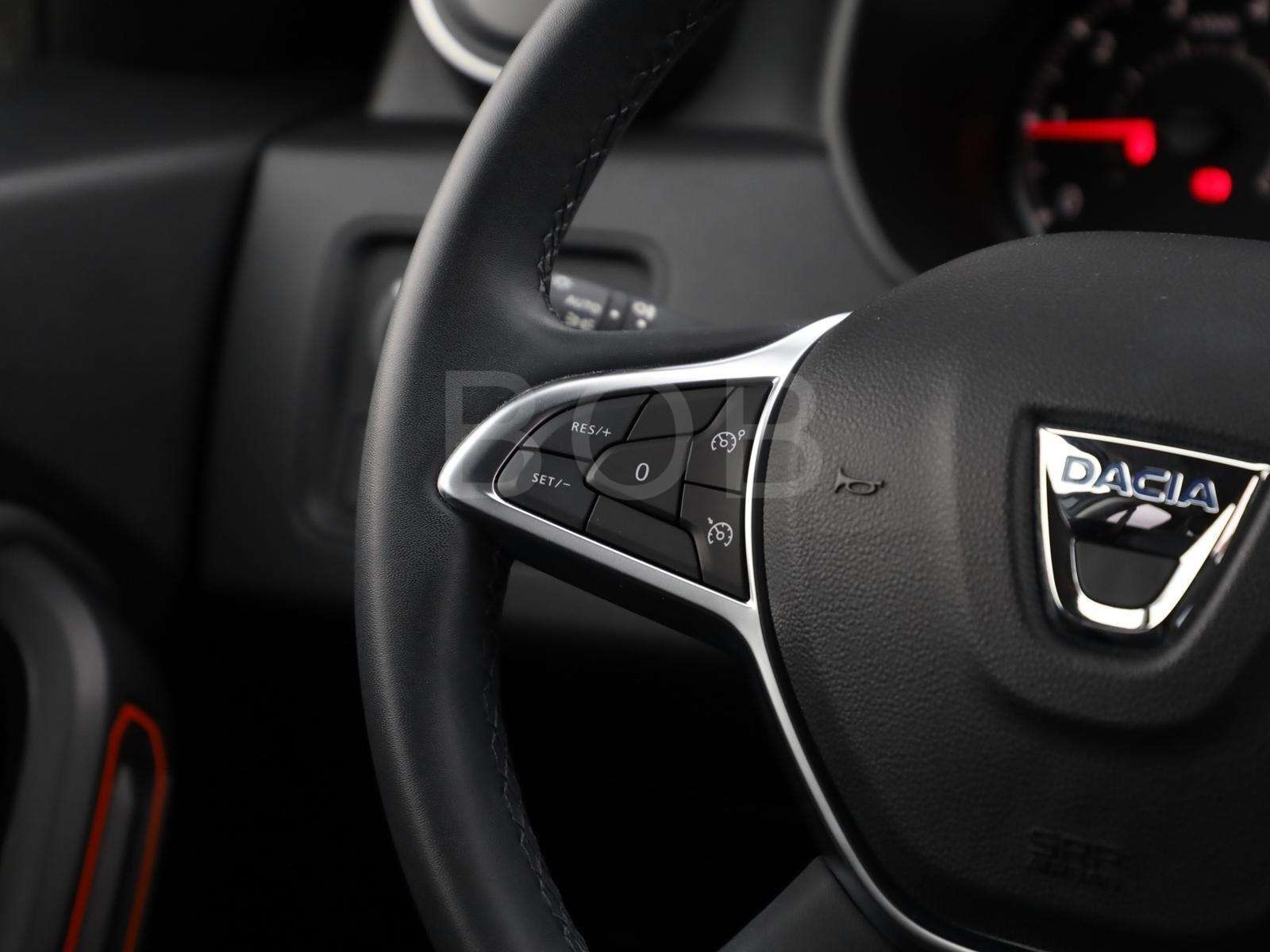 Fahrzeugbild eines Dacia Duster