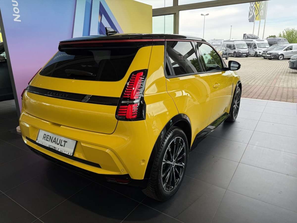 Fahrzeugbild eines Renault 5 E-TECH