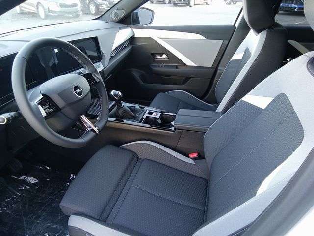 Fahrzeugbild eines Opel Astra