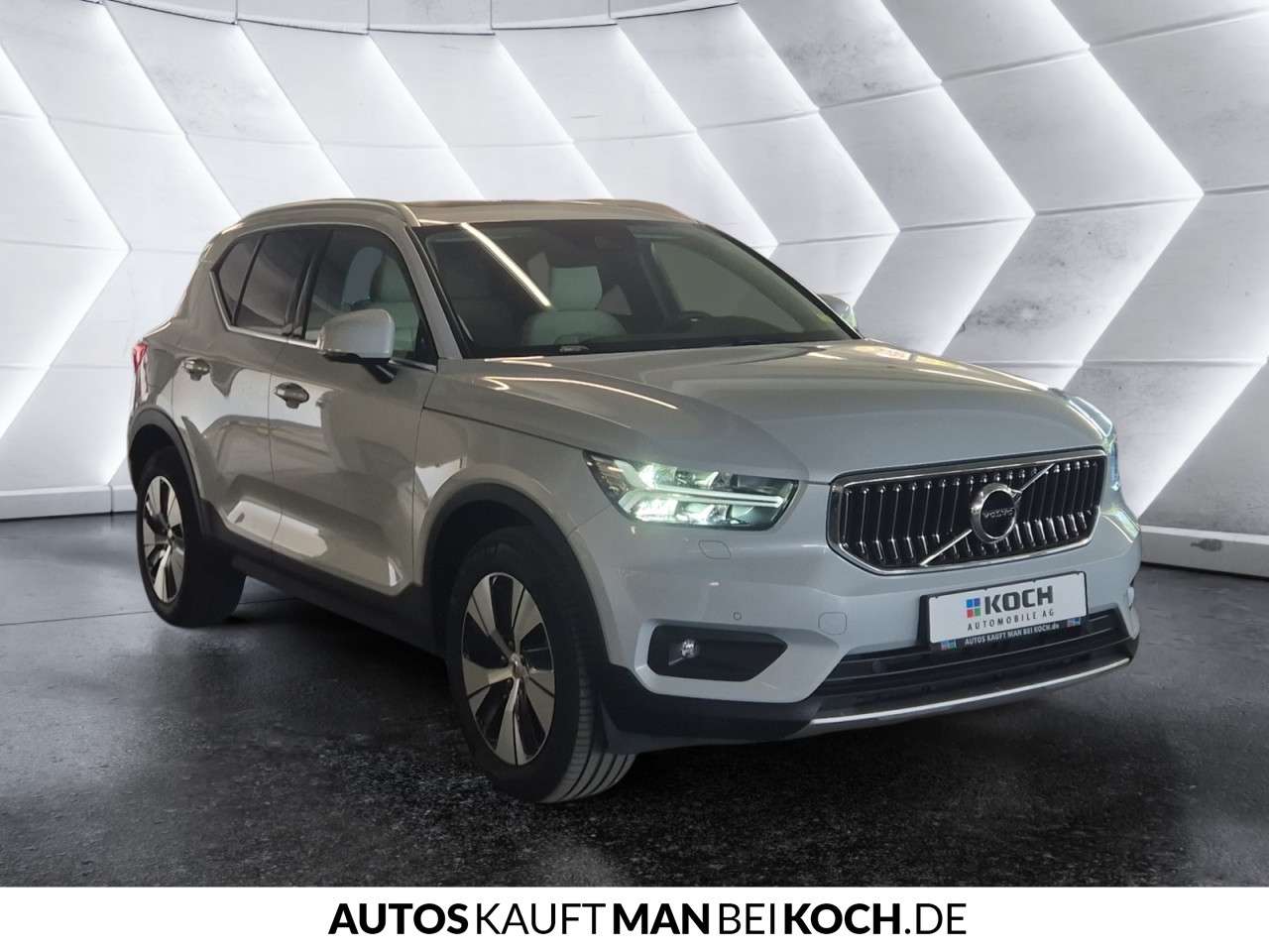 Fahrzeugbild eines Volvo XC40
