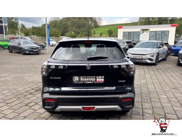 Fahrzeugbild eines Suzuki S-Cross