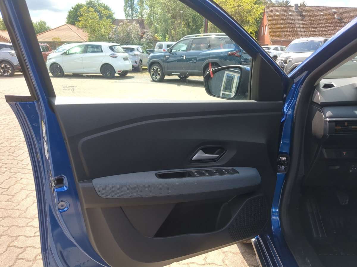 Fahrzeugbild eines Dacia Sandero
