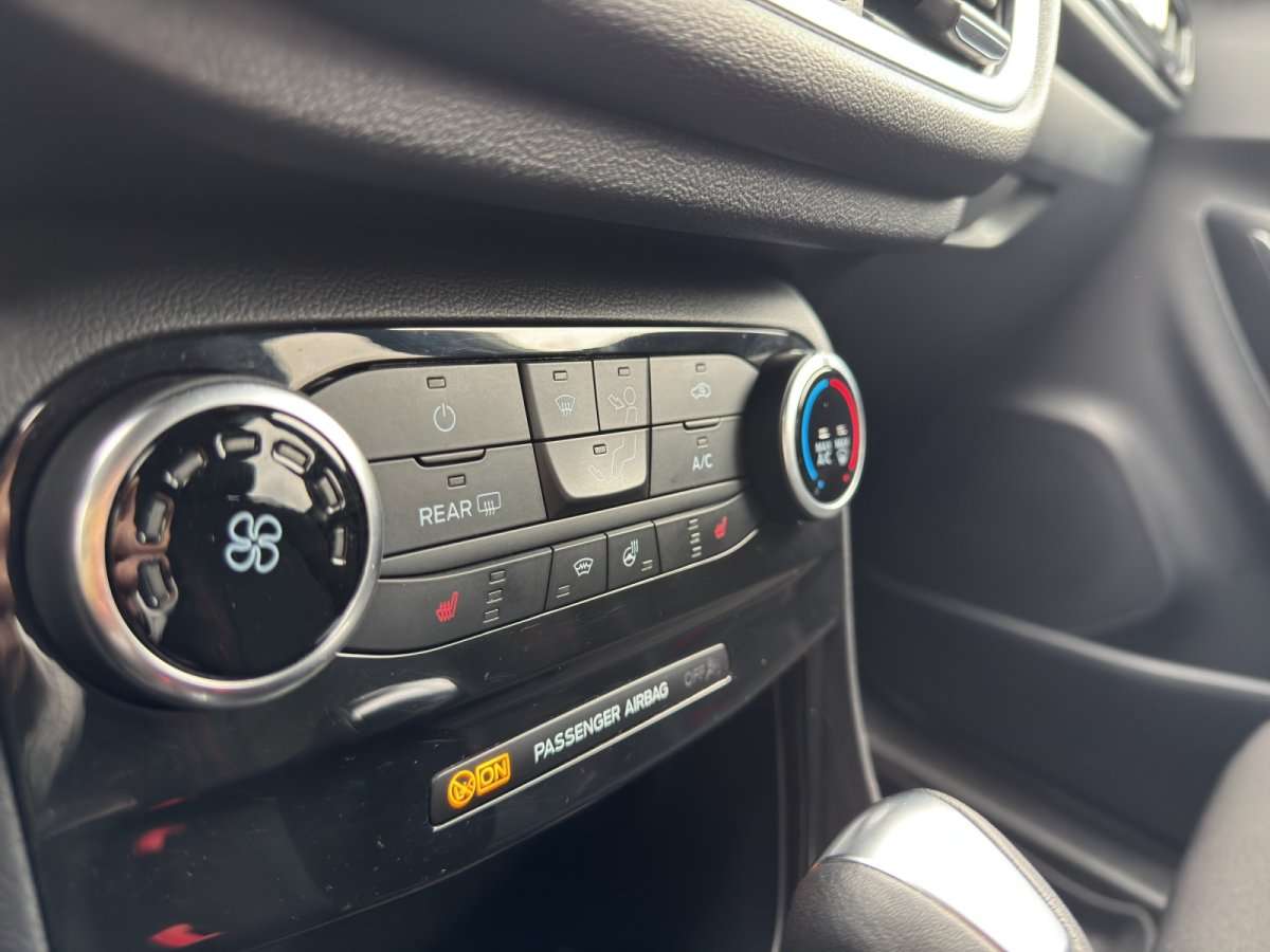 Fahrzeugbild eines Ford Puma