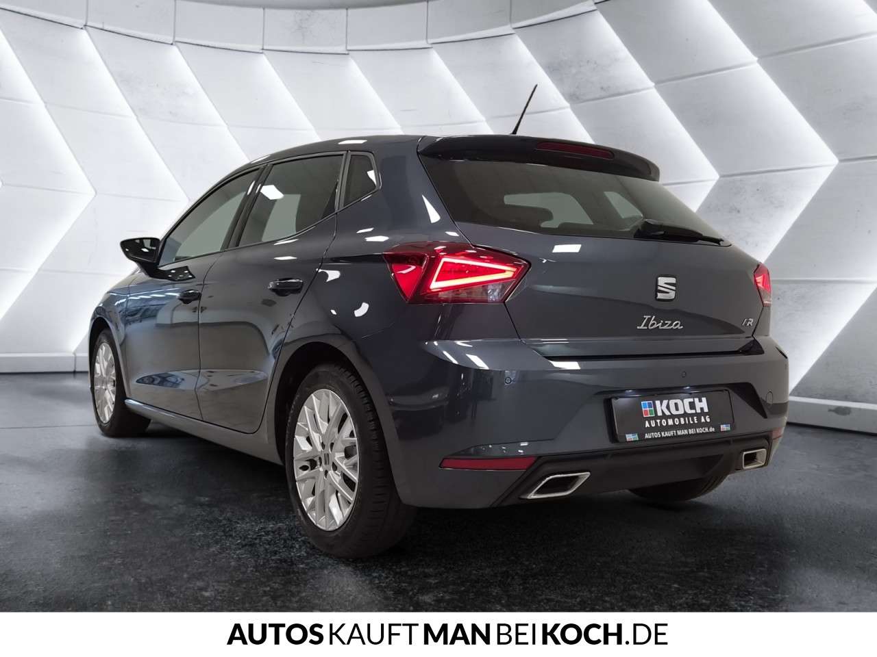 Fahrzeugbild eines SEAT Ibiza