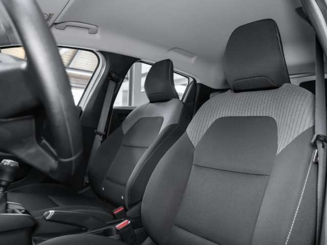 Fahrzeugbild eines Mitsubishi Colt