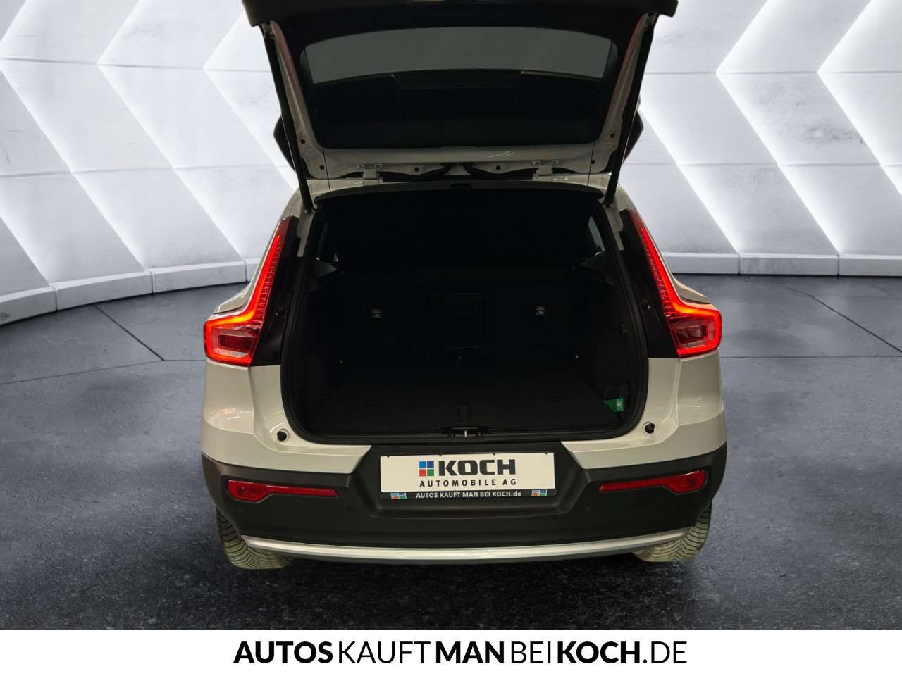 Fahrzeugbild eines Volvo XC40