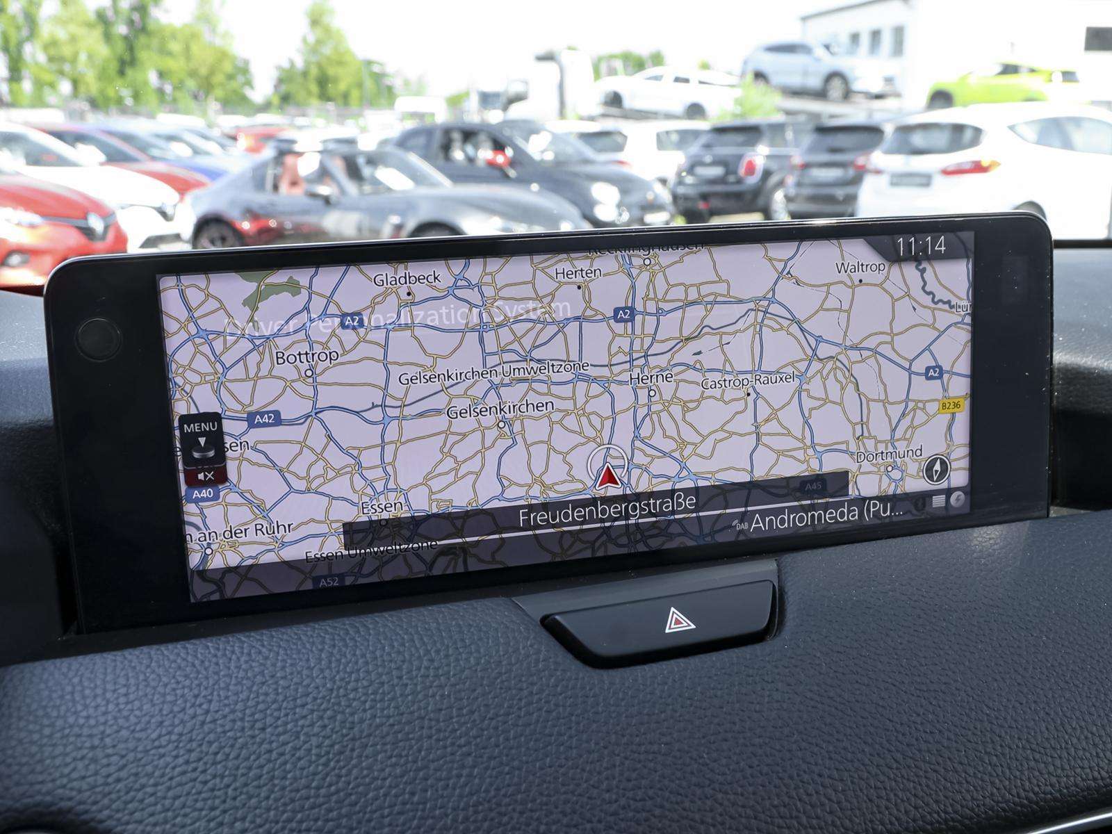 Fahrzeugbild eines Mazda CX-60