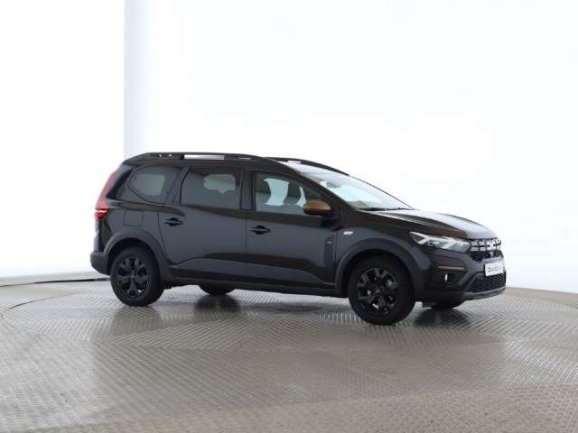 Fahrzeugbild eines Dacia Jogger