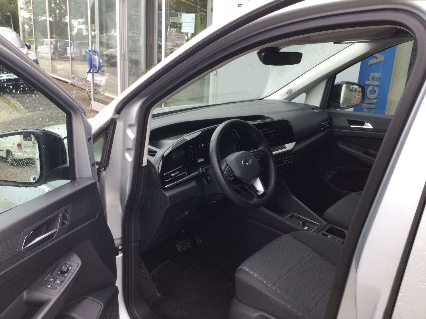 Fahrzeugbild eines Ford Tourneo Connect